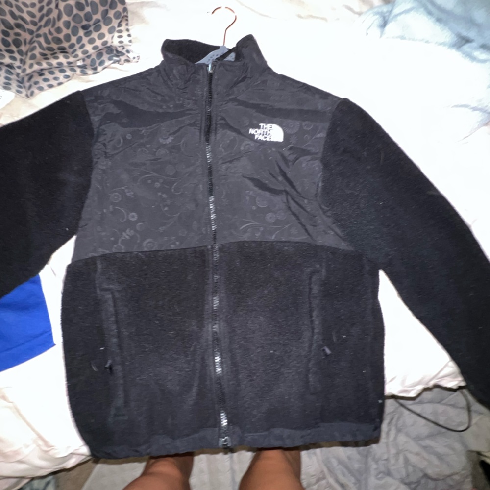 kids size large north face jacket